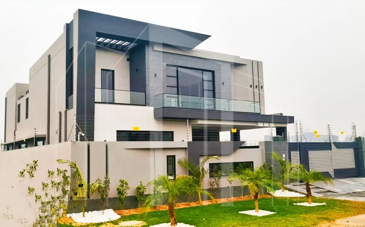 Q Block, DHA Phase 7 — photo 1